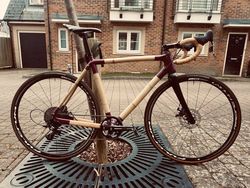 Vélos en bambou haute performance